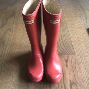 Red hunter boots